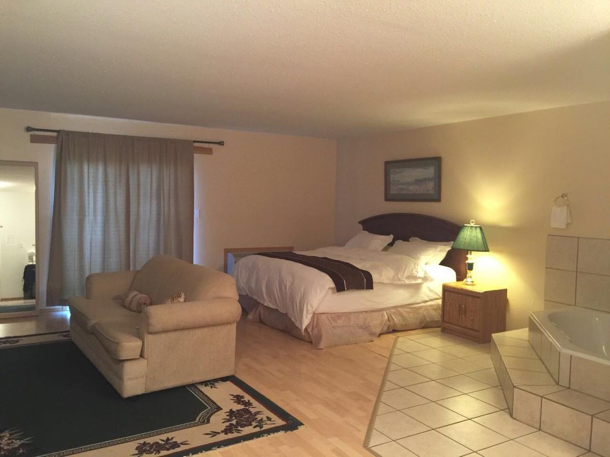 Greenwater Fisherman'S Cove Hotel Porcupine Plain Exterior foto